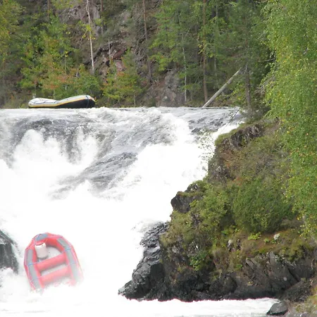 Willis West Ruka